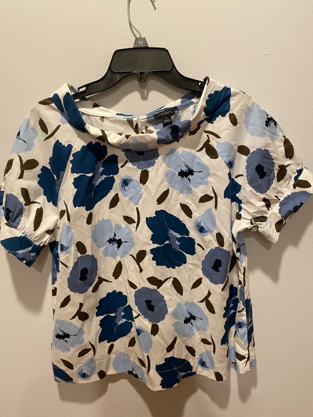 Ann Taylor Floral Short-Sleeve Blouse in Blue